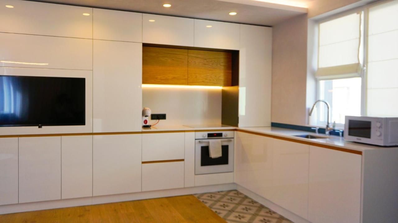 Апартамент Жасмин С Частен Гараж - Jasmin Apartment With Private Garage Varna Exterior foto